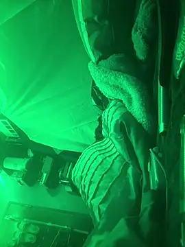 ChicagoMadeThirdLeg Pertunjukan Webcam