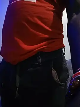 Africanversatile élő XXX-chatje