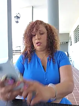 Chat XXX en directo de ladycreamypr2