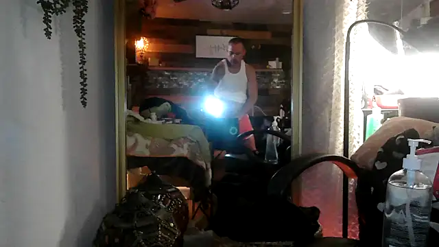 Chat XXX en directo de MISTERANDDEMI