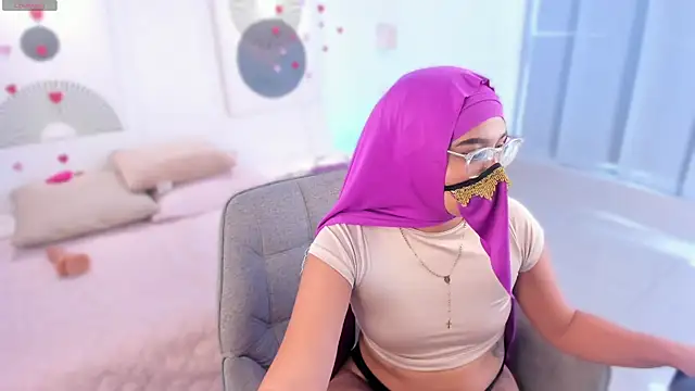 LaylaTemptMe webcam show