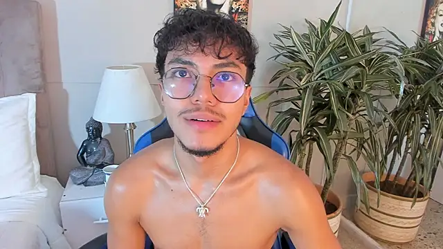 kai_storn's Webcam Show