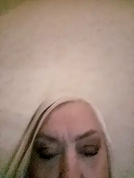 Вебкам-шоу Julia20X