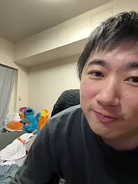 kentyken élő XXX-chatje