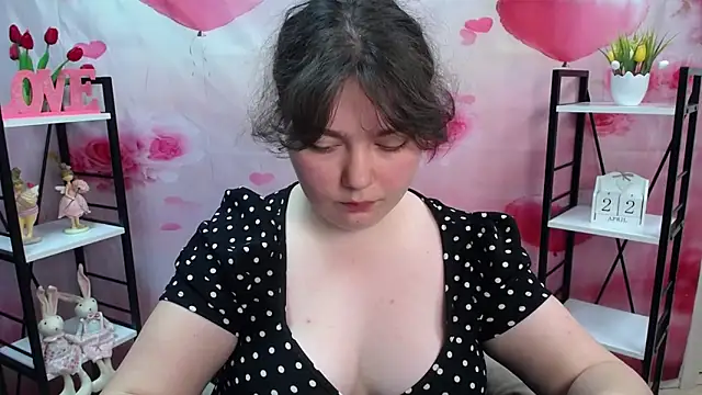 NeonilaLisova's Live XXX Chat