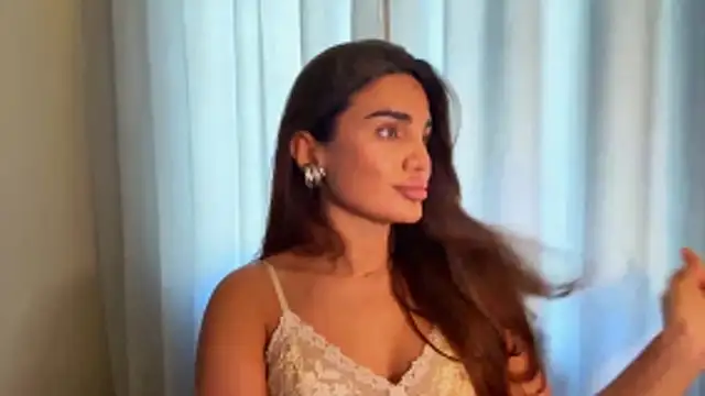 MelindaReny Obrolan Langsung XXX