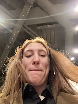 Czat XXX na żywo – Tiny_Anny