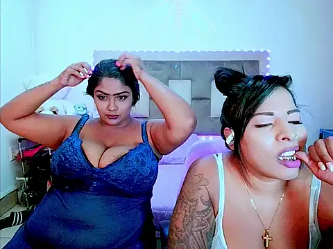 indiantopaz694u 现场XXX聊天