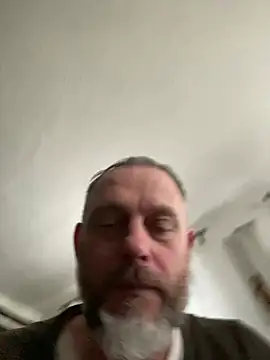 Pokazy przed kamerką – Frosl