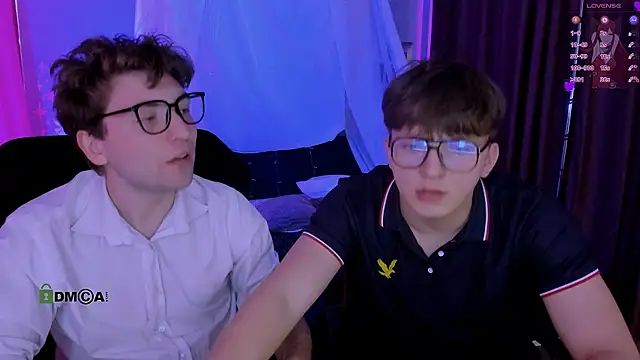 travis_wolf_のライブXXXチャット