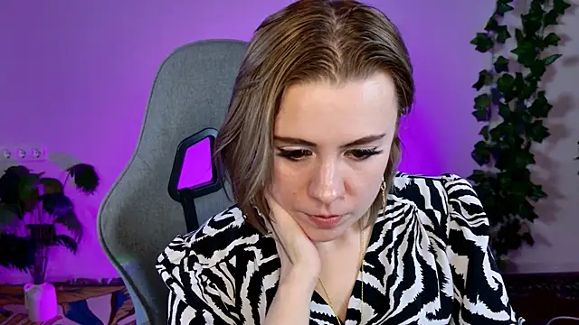 Kumiho_7777 라이브 XXX 채팅