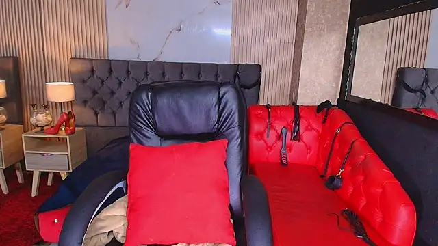 ZafiraVelvet Adlı Modelin Canlı XXX Sohbeti