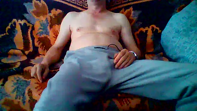 Show webcam de cumloverboyxx69