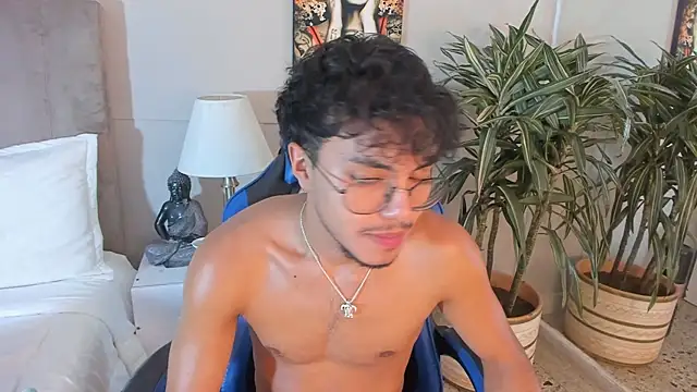 kai_storn Pertunjukan Webcam