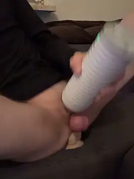 Pertunjukan Kamera Web LionBoy1976