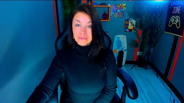 AnaMills élő XXX-chatje