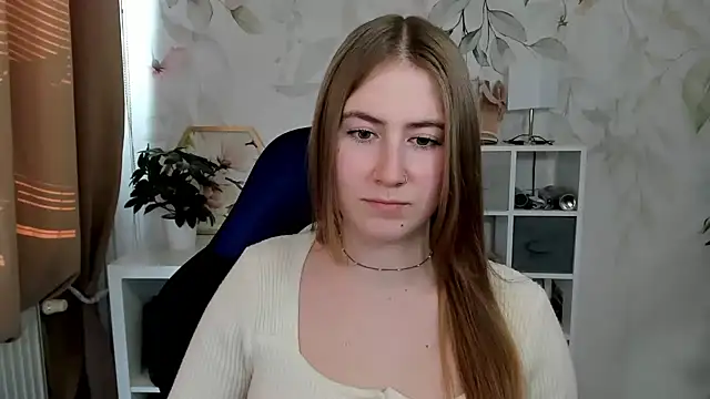 candy_Megan: онлайн-секс-чат