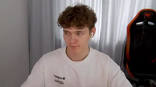 DanyDavisのライブXXXチャット