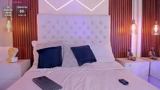 LilyHarttのライブXXXチャット