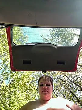 BazsiSzintiのウェブカメラショー