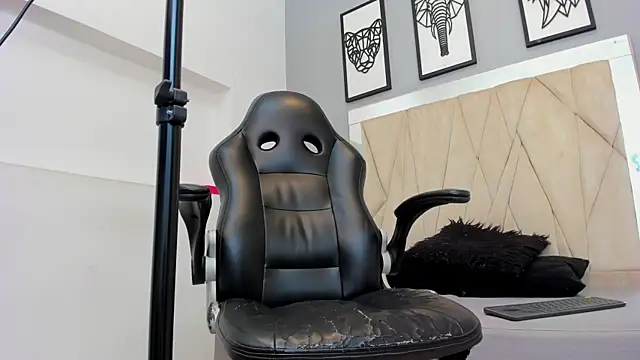 adams_bobby 网络视讯表演