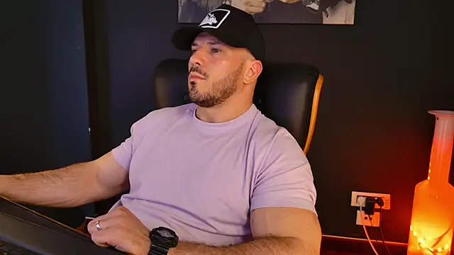 AngeloEric 现场XXX聊天