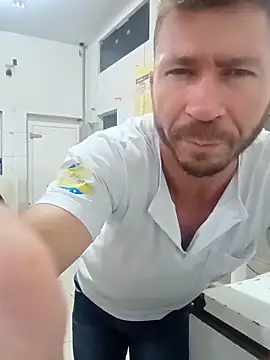 RobertoLuiz84 现场XXX聊天