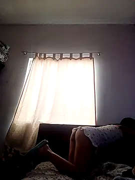 Laura_martin_ Live XXX Chat