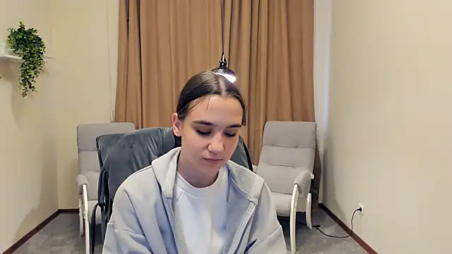 MarianHenaire 即時 XXX 聊天