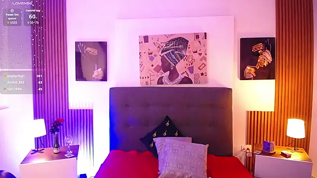 milfsecret69's Live XXX Chat