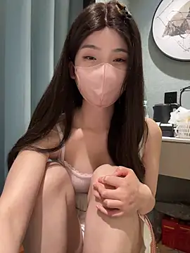 gougou13 – Live XXX-chat