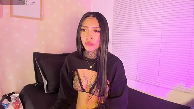 Ashley_Blum_ Chat XXX in diretta