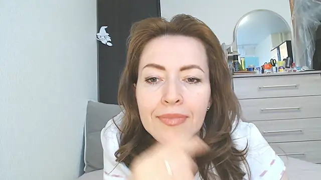 Czat XXX na żywo – NicoleEunice87