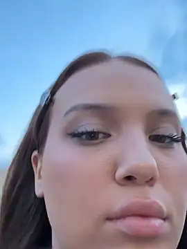 KilianaNoir's Live XXX Chat