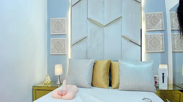 Živý XXX chat KarinaaCoxx