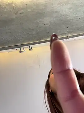 Pokazy przed kamerką – _AryCoral555