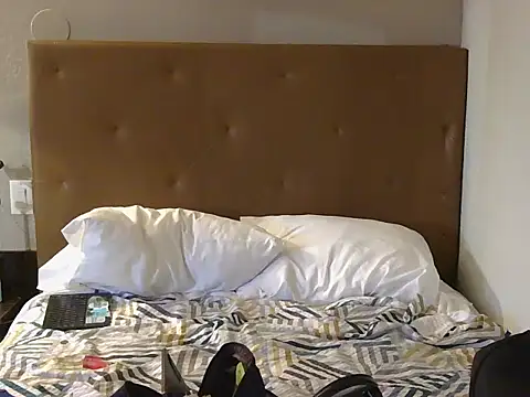 nakedgarbageperson Webcam show