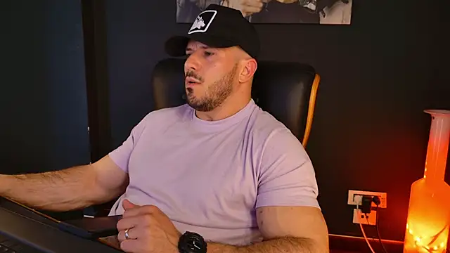 AngeloEric Webcamshow