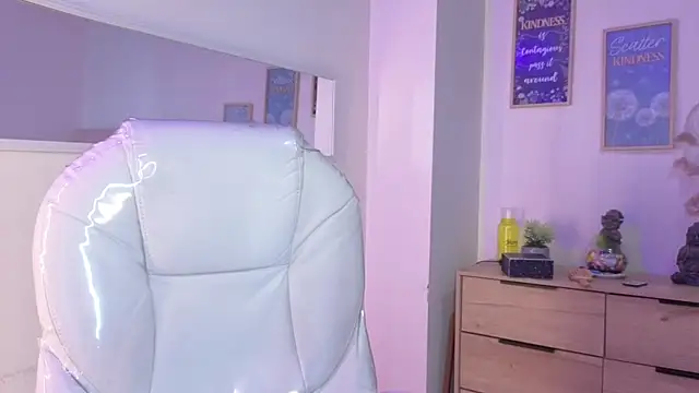 bluee_hazell's Live XXX Chat