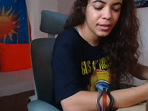 Sassa_69 Chat XXX in diretta