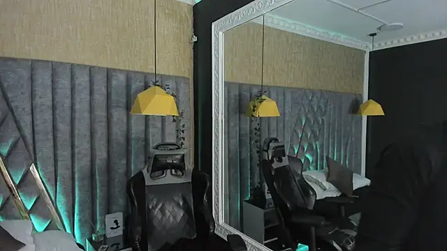 NicolaiKarav 网络视讯表演