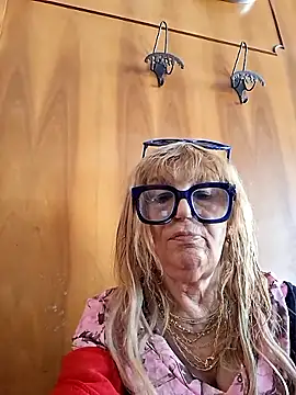 sissysexy2026 Adlı Modelin Web Kamerası Şovu