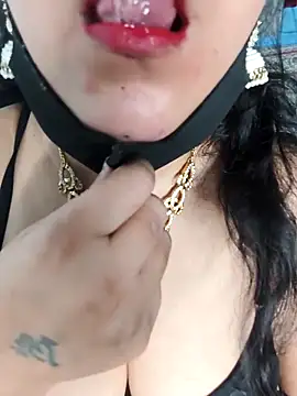 PREETI-BHABI98 – Live XXX-chat