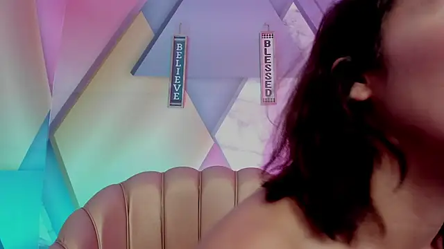 Chat XXX en directo de MacarenaBenz