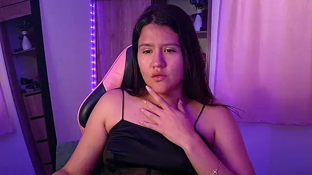 Oliviawatson1 – Live XXX-chat