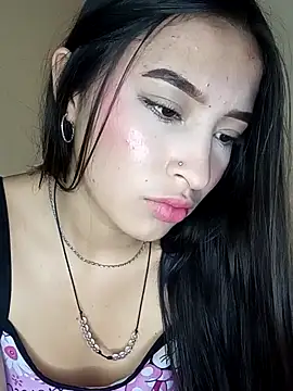 Itze_Mua Show in webcam