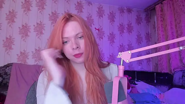 Cutie_Bambi 在線直播表演