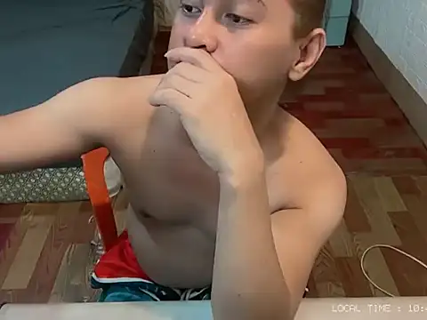 AstronFuckBOY 网络视讯表演