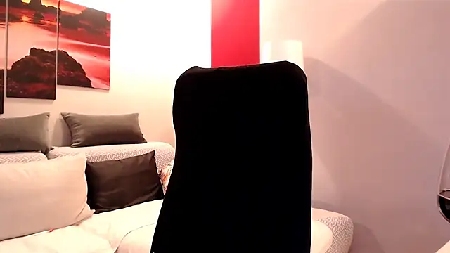 love-bionda: онлайн-секс-чат