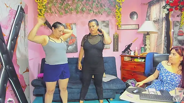 lesbiancuple Pertunjukan Webcam